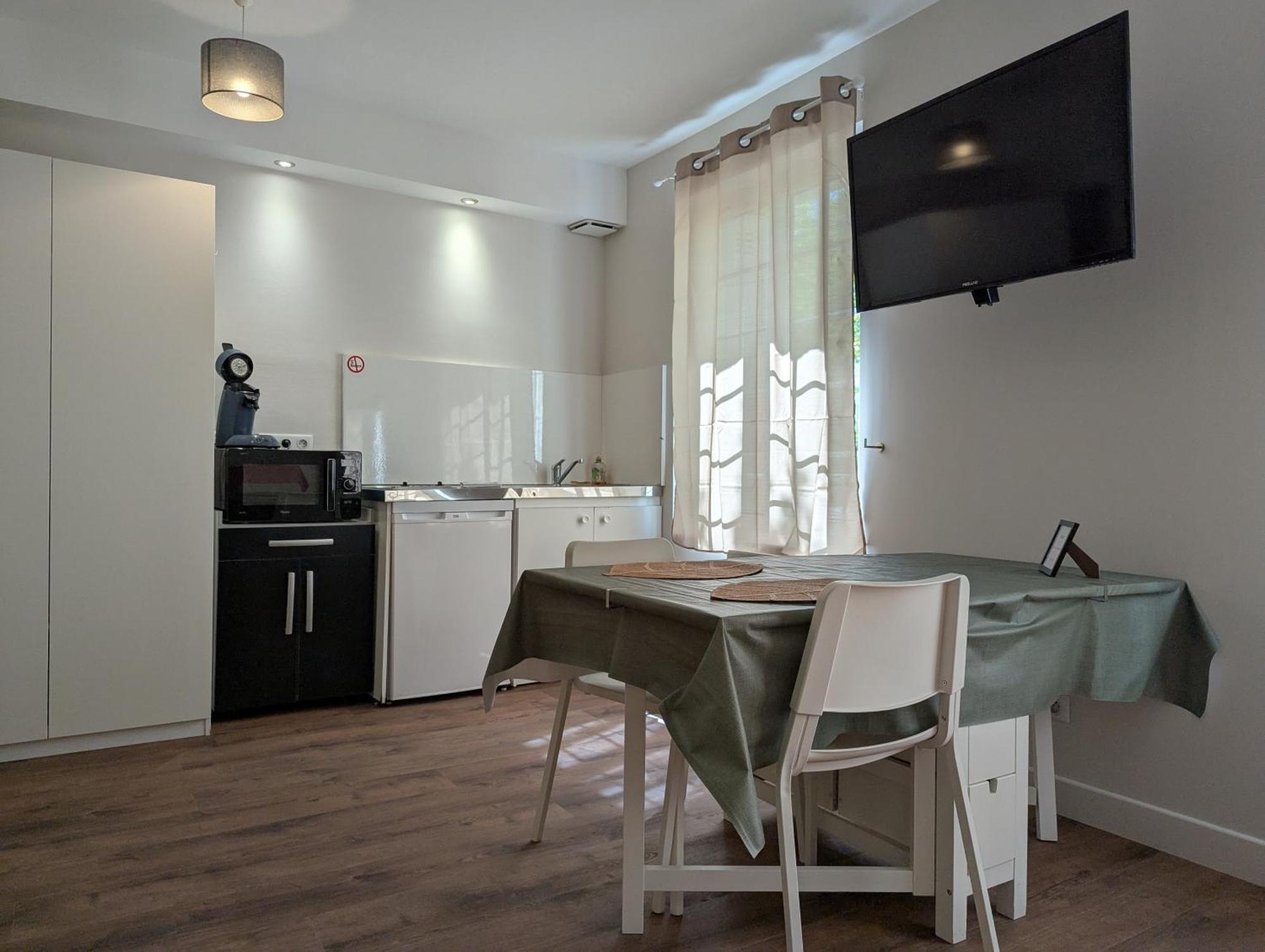 Studios Du Marche Au Bois เปรีเกอ ภายนอก รูปภาพ